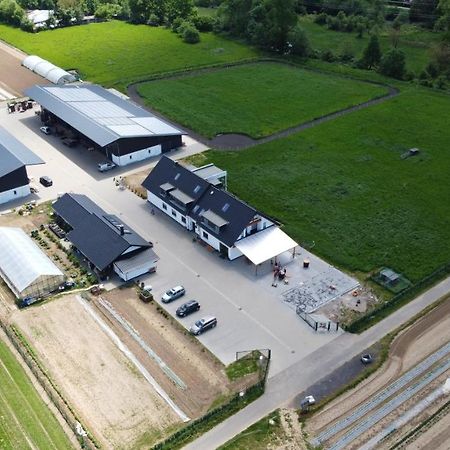 Einladende Ferienwohnung Auf Bauernhof In Sinzig Exterior foto